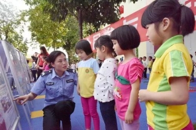 蕉岭警方深入学校开展禁毒、防诈教育工作