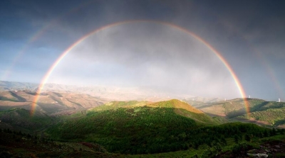 小记者丘利丹作品丨不经历风雨，怎么见彩虹