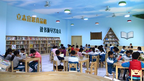 大埔张云栽实验小学：书香满校园  足球健体魄