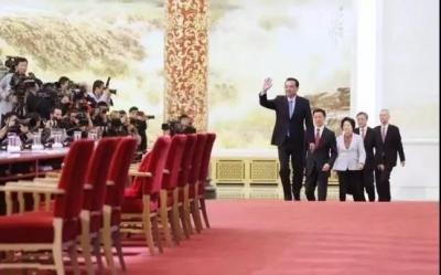 4位新任副总理认领新任务，分工与上一届有何不同？
