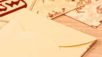 碰笔会丨破了皮的红包袋