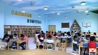 大埔张云栽实验小学：书香满校园，足球健体魄