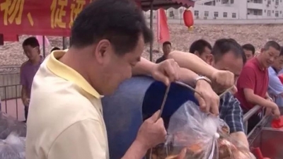 维护水生态平衡！6万9千尾鱼苗放生兴宁合水水库