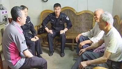 暖心！92岁老人迷路，蕉岭民警及时伸援手