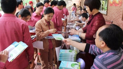 梅县区举行职业病防治宣传活动 增强劳动者自我保护意识