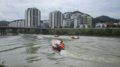 大埔开展轻舟分队集训 增强抗洪抢险救灾应急能力