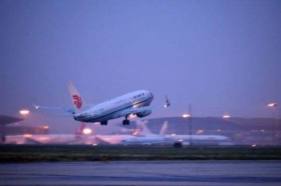 航班因天气取消,改签差价由旅客航企平摊？民航局：正考虑