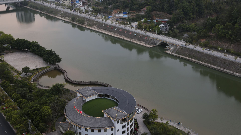 大埔：推行“河长制” 做活“水文章”