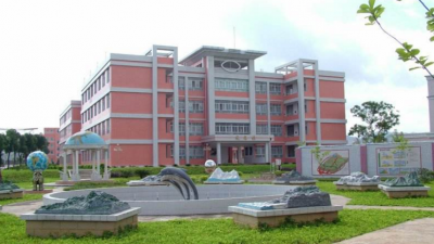 平远中学与马来西亚霹雳育才中学缔结成为姐妹学校