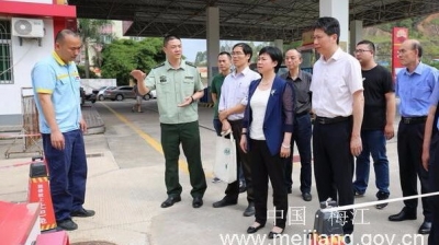 钟秀堂率队开展节前安全生产检查