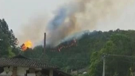 大埔光德电厂改造不慎引发陶瓷厂火灾，还把小山坡点着了……