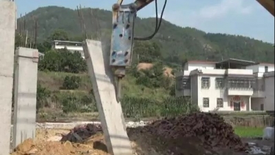 占用水田建房！大埔三河镇三户“两违”建筑被依法拆除