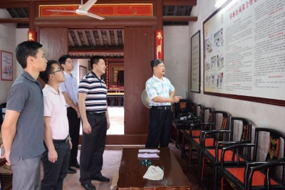 梅江区团委党员干部到新时代三角镇讲习所参观学习