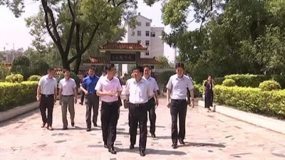 宋才华杨栋检查高考备考工作：合力营造氛围，实现平安高考