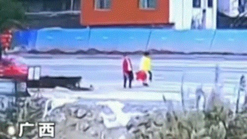 "低速"电动车调查:看着像汽车速度并不低，质量各种不达标