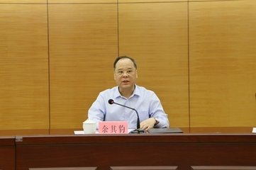 余其豹专题调研兴宁工业园区建设工作
