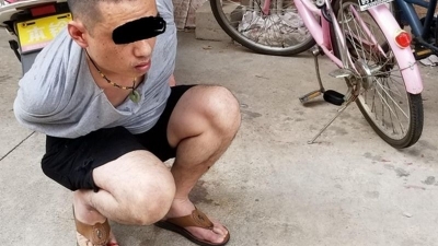 面对伤痛不退缩 梅县缉毒民警奋勇擒毒贩