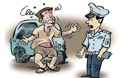 醉汉争车位持枪伤人，还向民警开枪…被梅县法院判刑6年