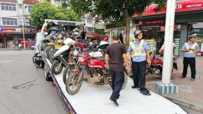 无证+改装+飙车=拘留！兴宁公安局开展摩托车整治“百日行动”