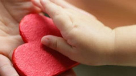 一心公益基金来梅县开展先心病儿童筛查救治活动