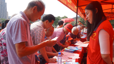 梅县区开展防灾减灾日宣传活动