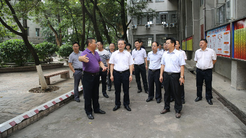 曾永祥、廖茂忠率队调研高考备考工作