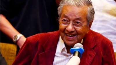 92岁马哈蒂尔宣誓就任马来西亚新一任总理