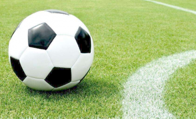 中甲赛场出现罕见一幕 叶楚贵先染红后改领黄