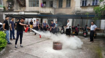 城北镇组织社区开展消防安全演练