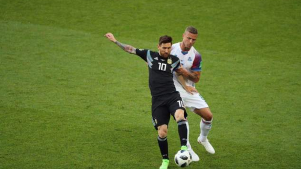 梅西点球被扑出！冰岛1:1逼平阿根廷