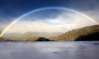 小记者丨冲过风雨