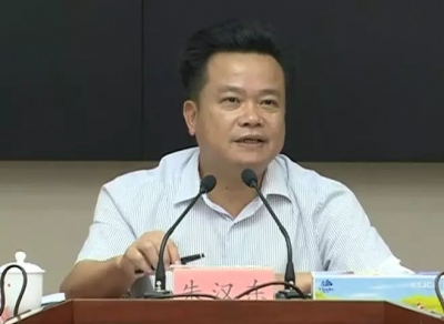 朱汉东主持召开大埔县委常委会会议