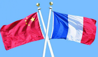 习近平会见法国总理菲利普