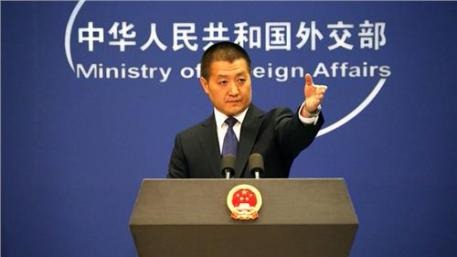 美航企拒不更改台湾地区标注还想磋商？外交部回应