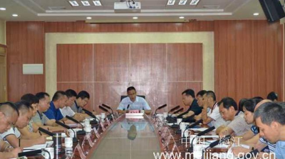 梅江区政府召开罗乐大桥、西阳连接线工程建设推进协调会