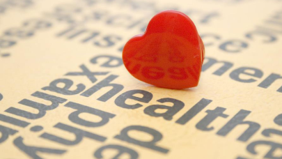 梅江区举行“7.11”世界人口日宣传服务活动 