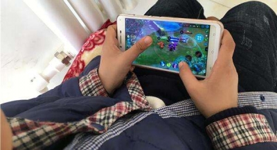 国家新闻出版署：未成年人22点至8点禁玩网游
