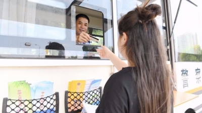 哎呦，不错哦！五华“移动式一窗通办” 被市民点赞