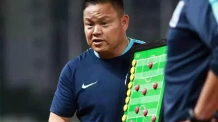 兴宁籍前国脚谢育新再度出山 希望带领大秦水之队冲甲