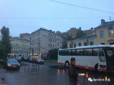 俄罗斯世界杯见闻（一）：傍晚不懂夜的黑