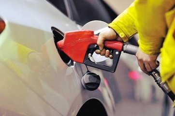 下周一成品油价格或上调，92号汽油每升涨0.2元