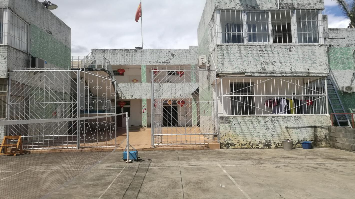 梅州医生在赤几丨备受煎熬的驻地修缮