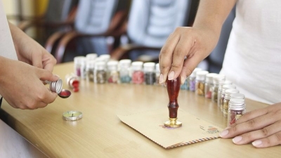 学生兴起“时光慢递”活动 你也寄了一封慢信给未来吗？