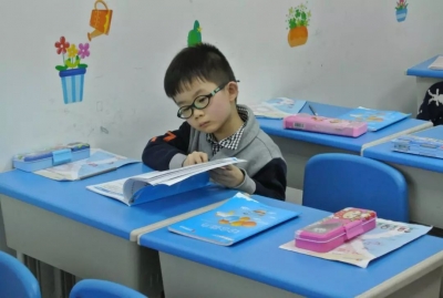 教育部出手了！今后幼儿园将严禁教授拼音、英语等