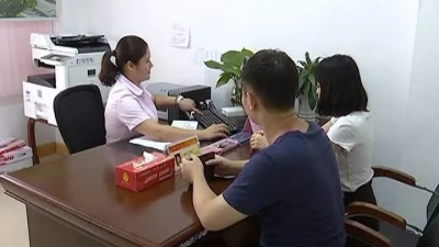 鲜花传情 扎堆结婚...今年七夕的平远处处都撒满“狗粮”