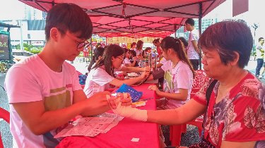 粤港澳高校医学生今日在梅义诊，后天还有一场哦