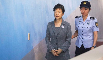 朴槿惠“亲信干政”案二审宣判 朴槿惠被判25年刑期