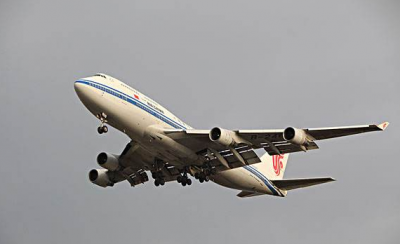 北京至澳门航班因机械故障备降深圳机场，5名旅客轻伤