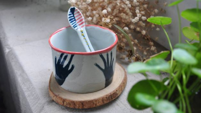 小记者林雁莹作品丨涂鸦陶器