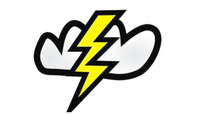 树高招雷？一阵电闪雷鸣，丰顺一棵大树被劈开了花… 